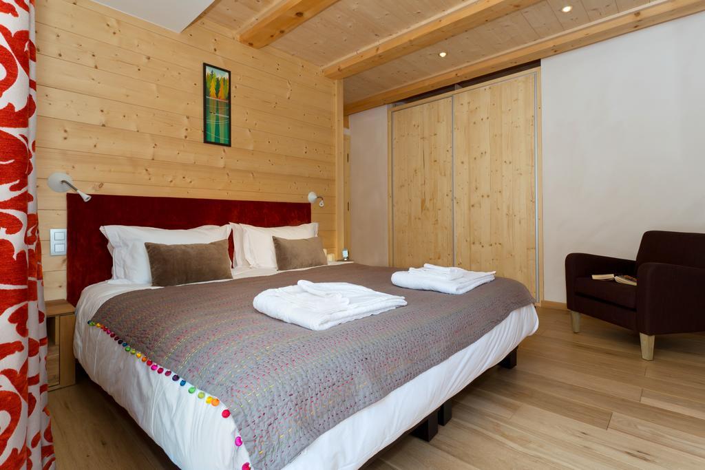 Chalet Isabelle Mountain Lodge 5 Star 5 Bedroom En Suite Sauna Jacuzzi Chamonix Szoba fotó